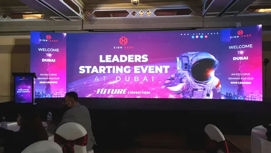 Vollfarbiger LED-Billboard-LED-Bildschirm für digitale Werbung für die Bühne