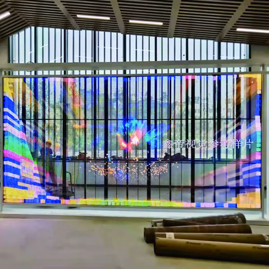 Transparente LED-Filmanzeige im Innen- und Außenbereich aus Glas, transparente Panels, LED-Streifen-Bildschirm